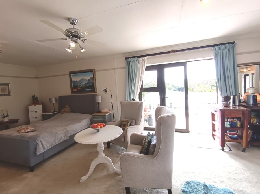 7 Bedroom Property for Sale in Walmer Eastern Cape